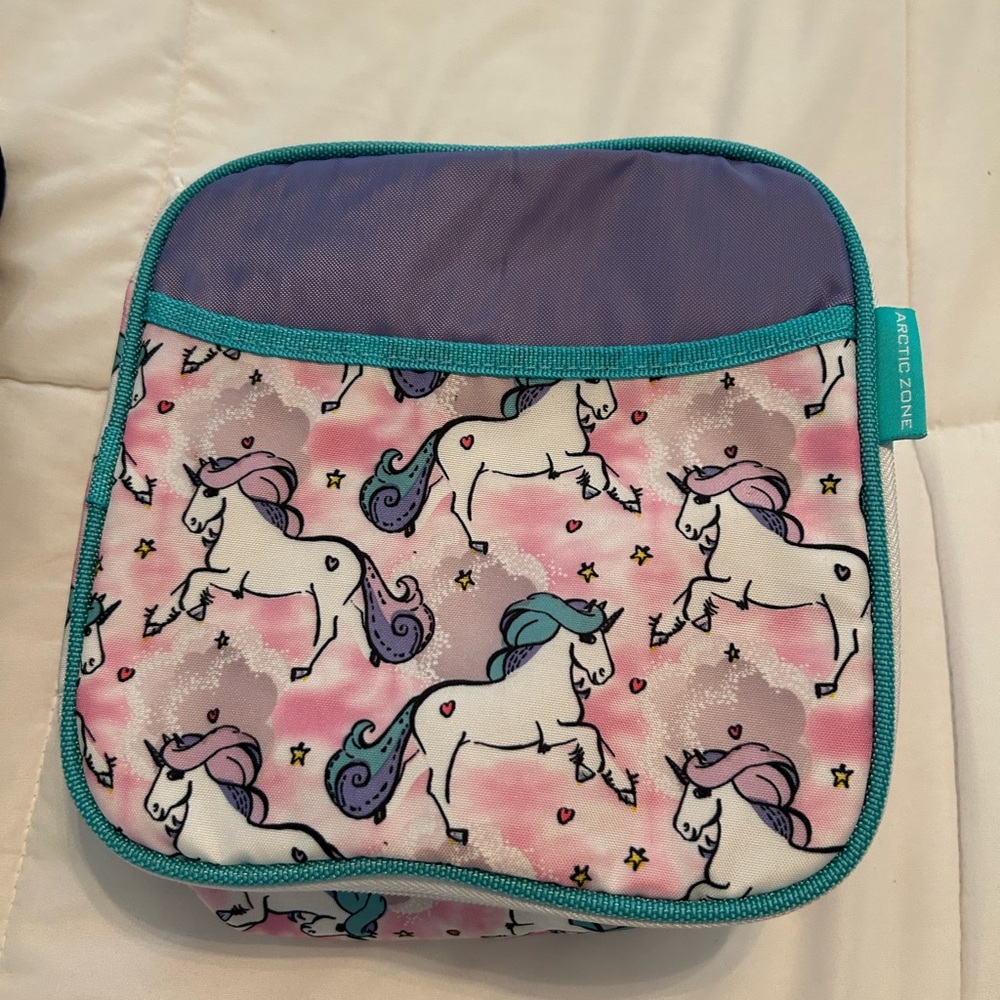 🦄💜🦄 Arctic Zone Unicorn Lunchbox, never used!